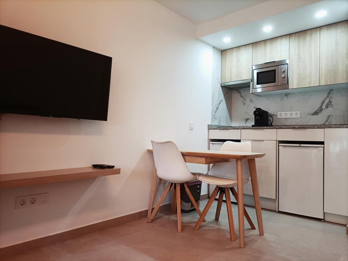 Joan Miro Luxury Torremolinos Apartment ภายนอก รูปภาพ